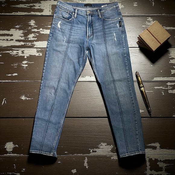 Silver Jeans Frisco Tapered High Rise Crop Jeans 29x28 Distressed - Picture 1 of 8
